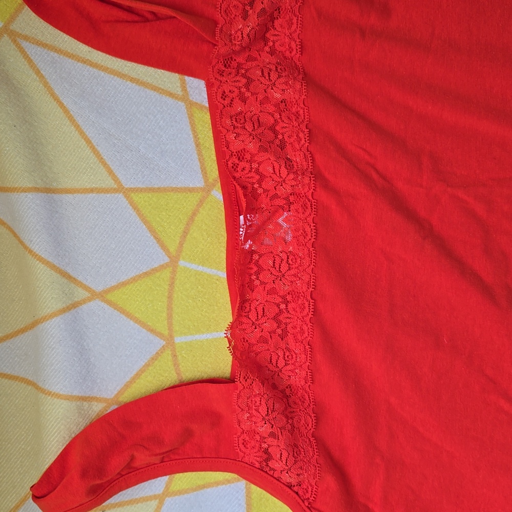 EUC - Plus Size Tank Tops in Brown, Red And Blue Bundle, Size 1X/1T - Picture 5 of 16